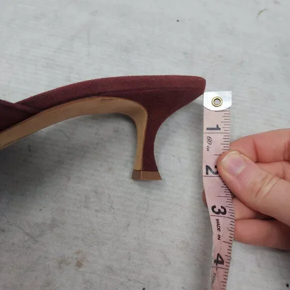 Manolo Blahnik Burgundy Suede Maysale Mules - Picture 11 of 11